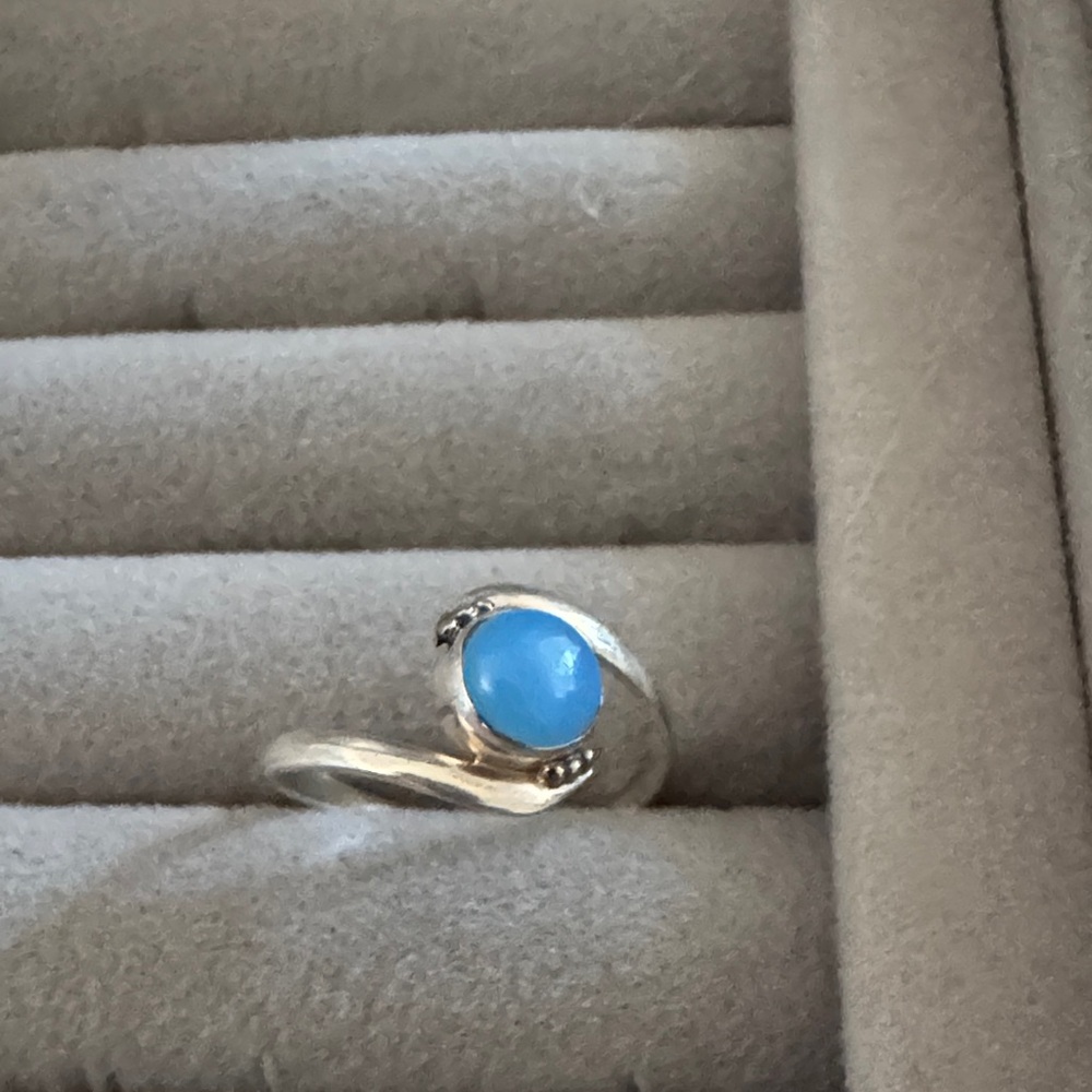 Elegant Silver and Blue Women's Ring 925 silver 9
